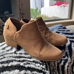 Dr. Scholl’s Booties Size 9M